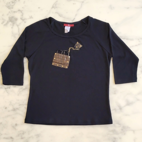 NWOT. Xi Stretch Cropped Tee with 3/4 Sleeve and front decor. - Picture 3 of 4